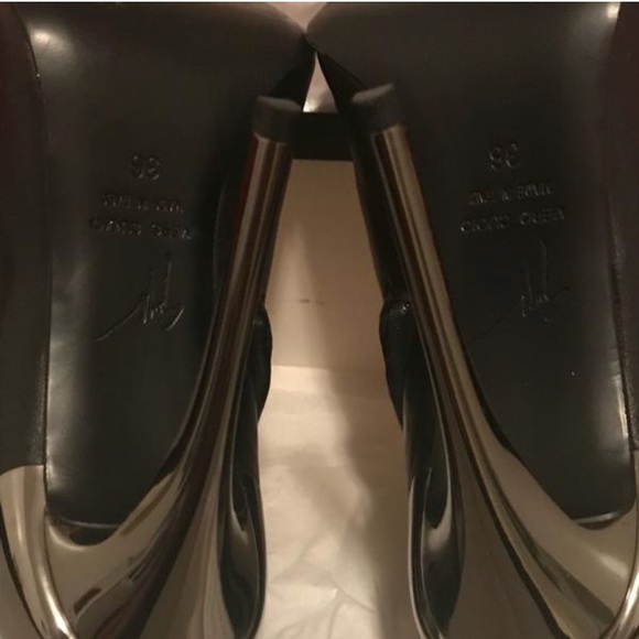 MINT! Giuseppe Zanotti Gold Plated Ankle Boots - Picture 5 of 8